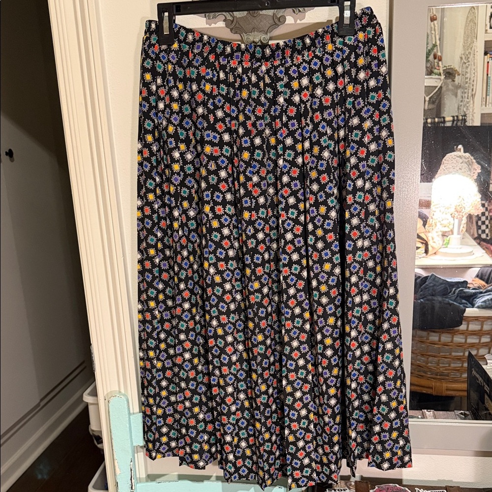 Leslie Fay Multicolor geometric A-Line Skirt